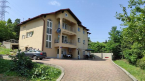 Apartments with a parking space Rijeka - 18146